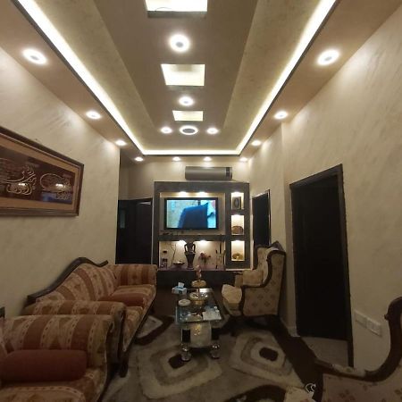 Jarajreh Apartments/ Hotel Κεράκ Εξωτερικό φωτογραφία