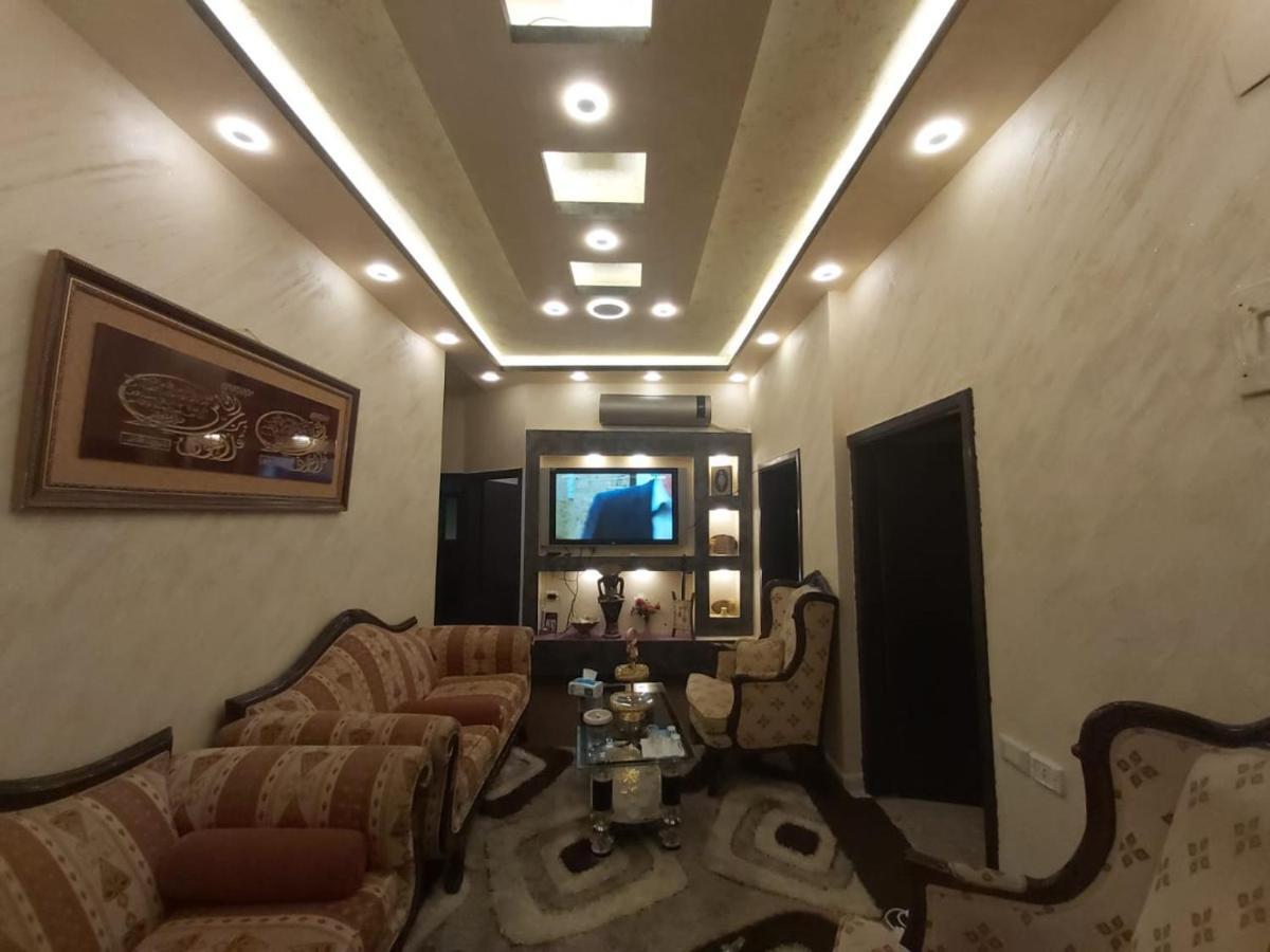 Jarajreh Apartments/ Hotel Κεράκ Εξωτερικό φωτογραφία